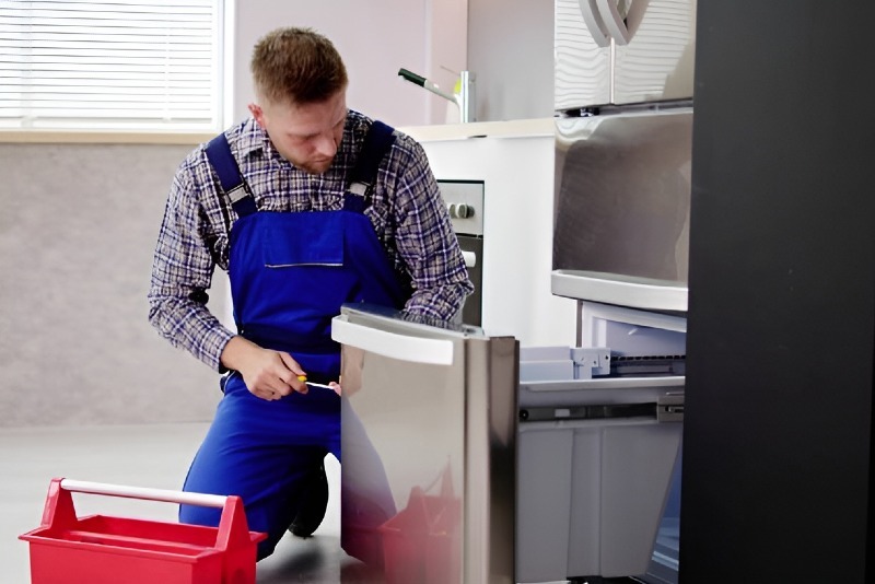 Refrigerator repair in Westminster